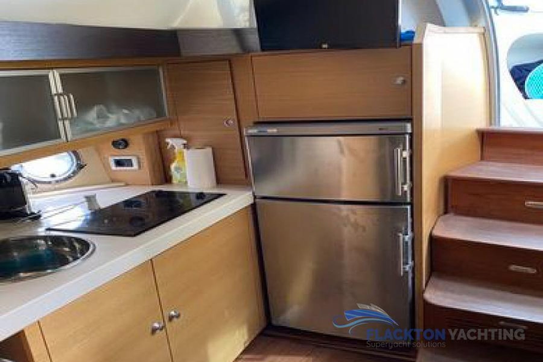 Motor Yacht — 7
