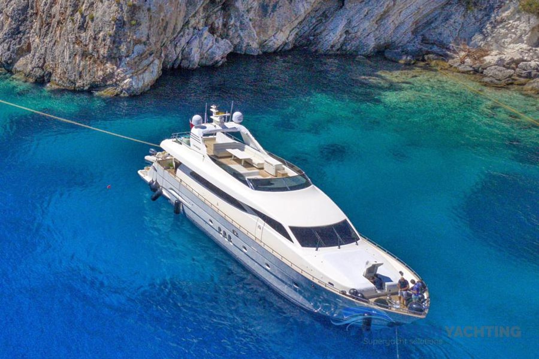 Motor Yacht — 4