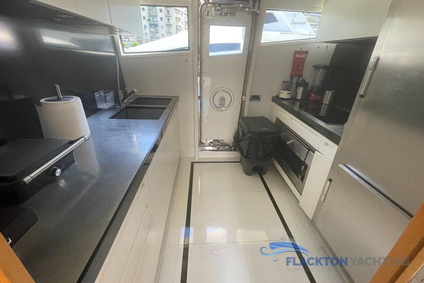 Motor Yacht — 14