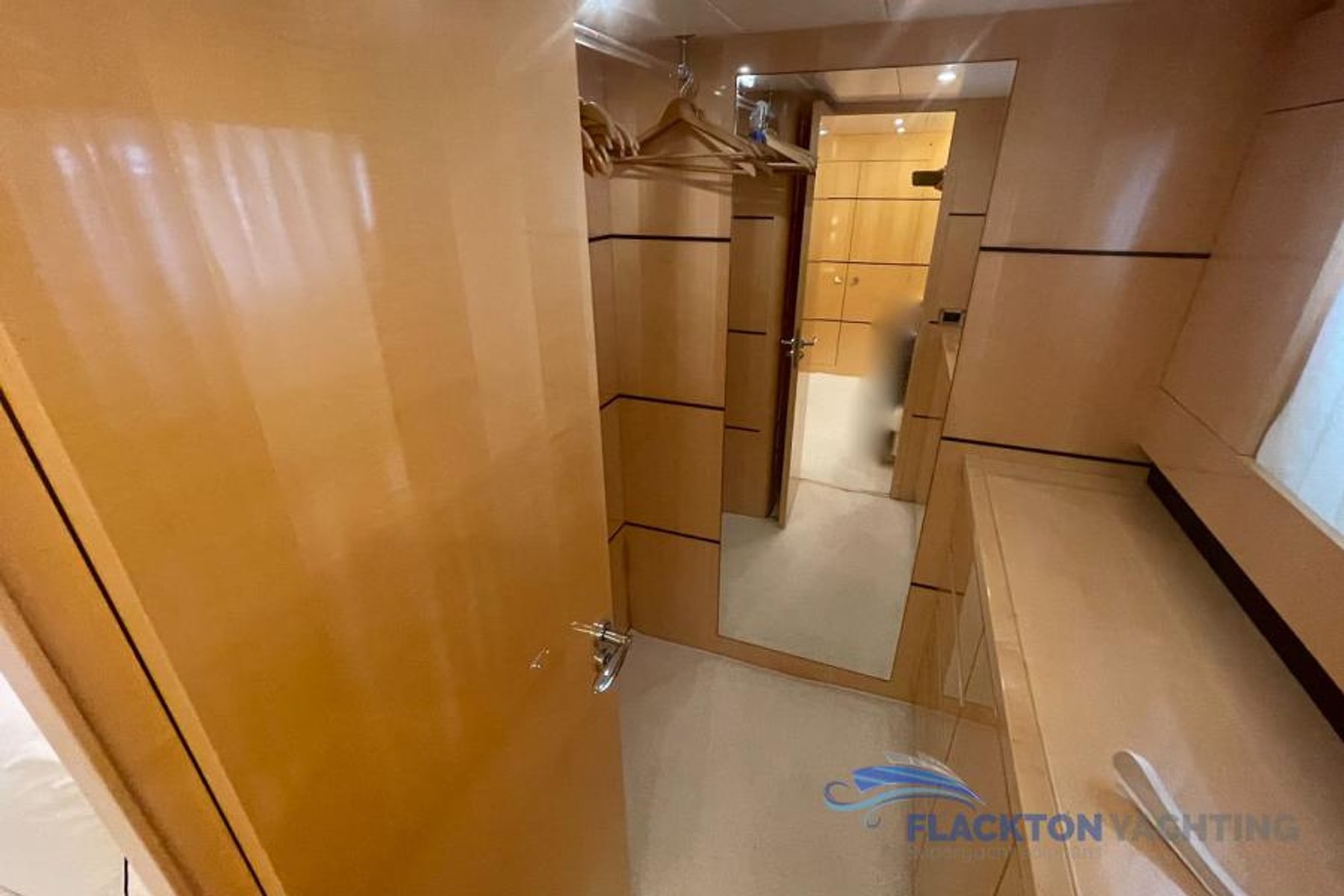 Motor Yacht — 44