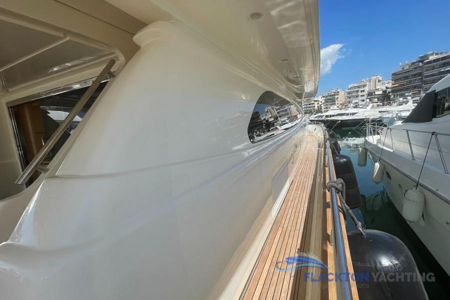 Motor Yacht — 49