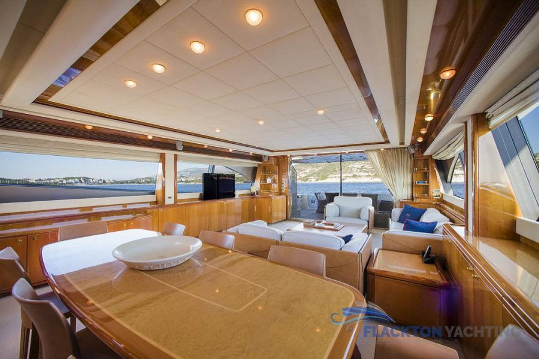 Ferretti — 10