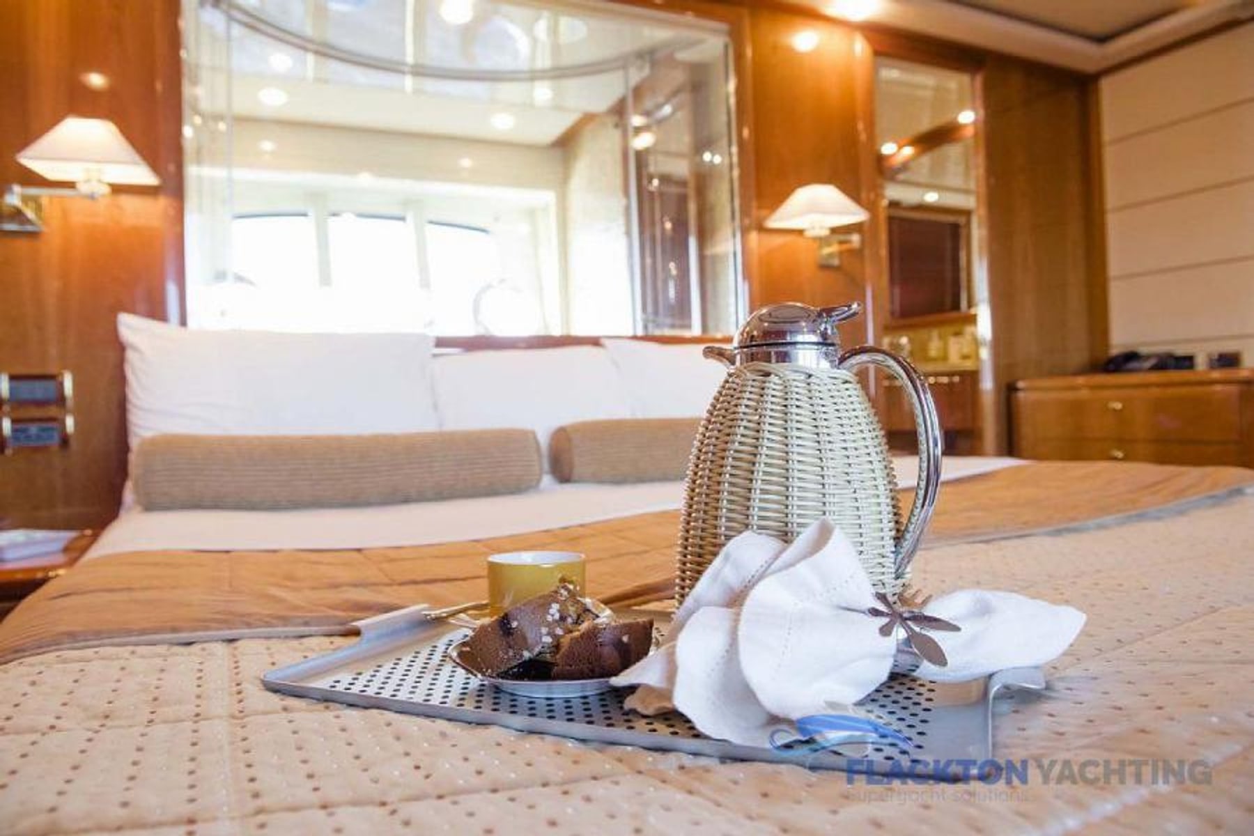 Ferretti — 15