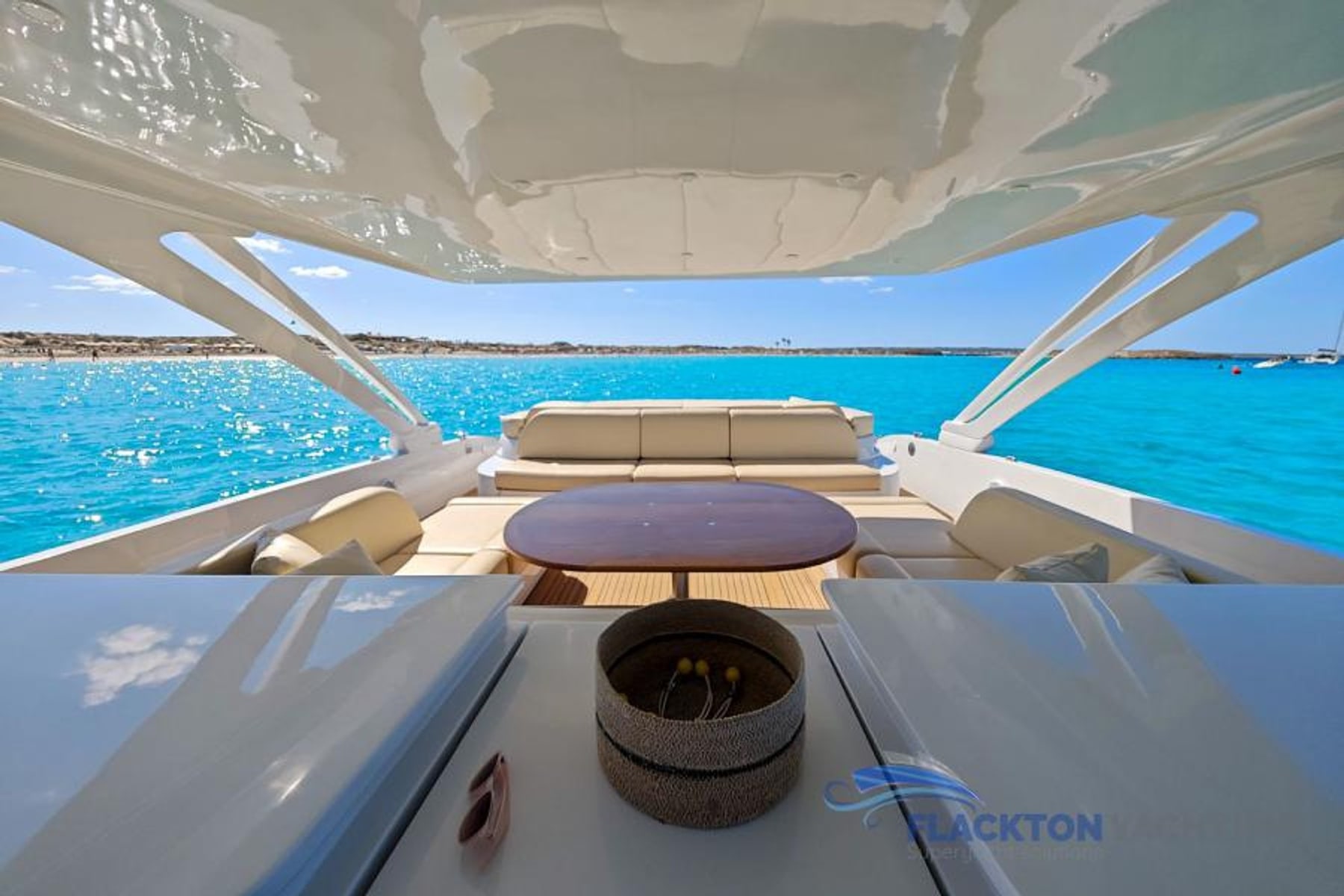 CALA DI LUNA — 10