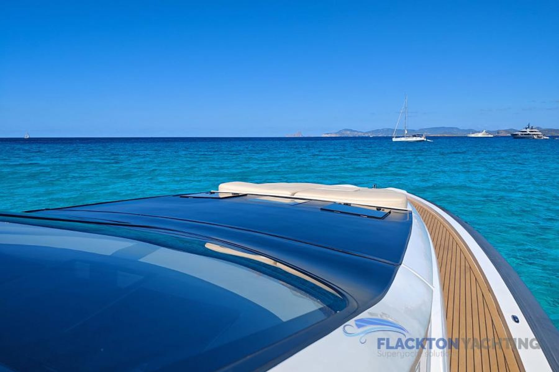 CALA DI LUNA — 12
