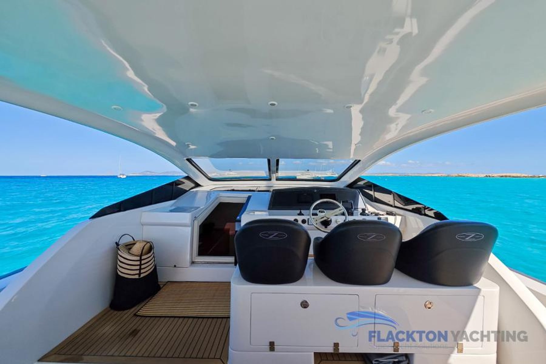 CALA DI LUNA — 15